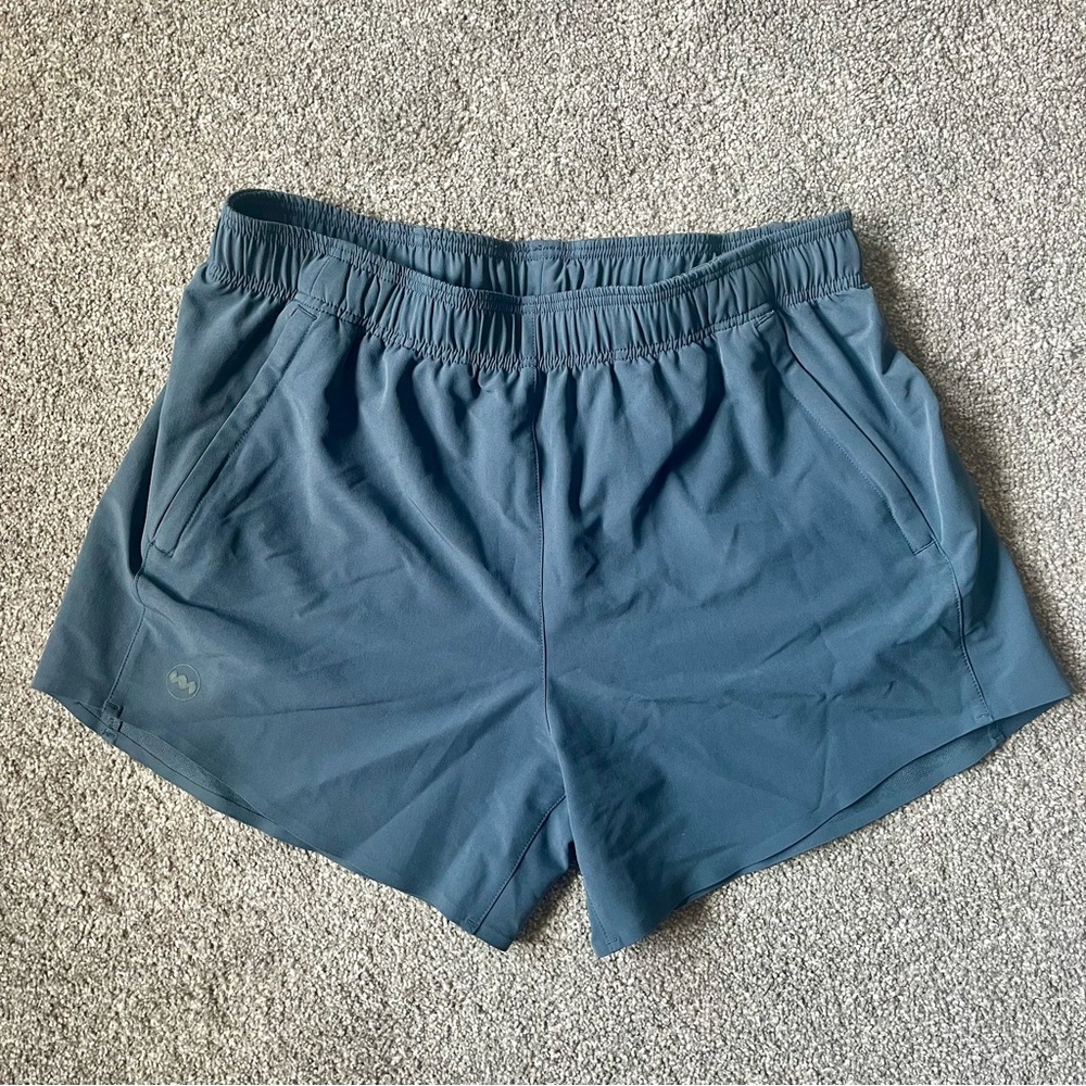 Janji S Shorts NWOT
